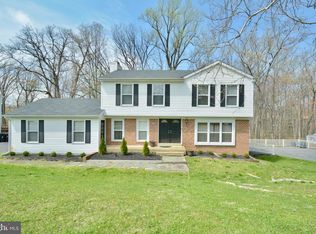 8422 Oak Stream Dr, Laurel, MD 20708