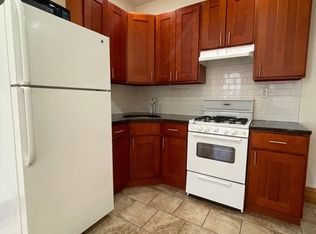 338 8th St #F3R, Brooklyn, NY 11215