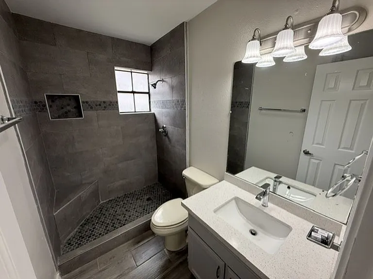 1208 N Oakmont Loop — Photo 11