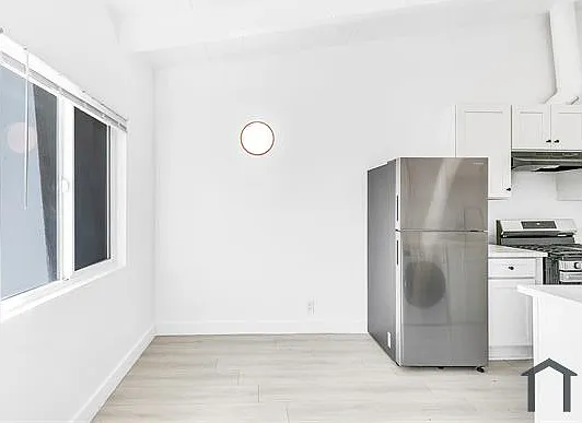 2 bed, $1,995 — Photo 3