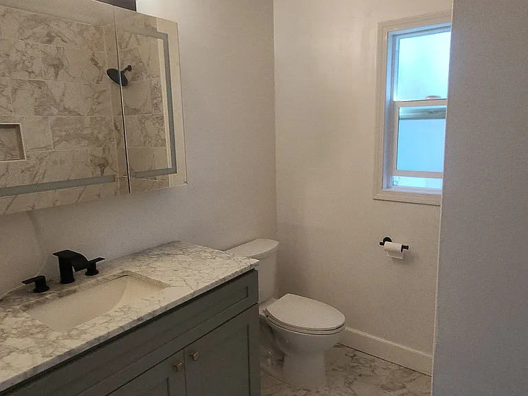 858 S Riverside Ave — Photo 20