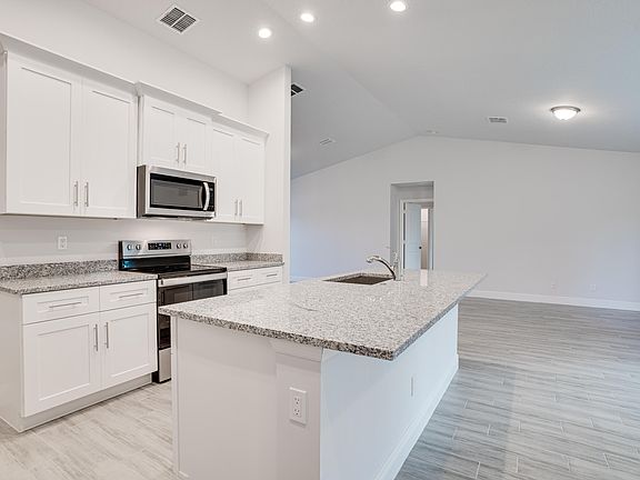 3rd image of 8203 Winter Garden Parkway