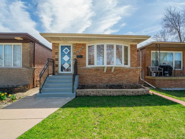 2907 E 130th St, Chicago, IL 60633