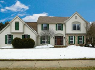 N70W7379 Bridge Rd, Cedarburg, WI 53012