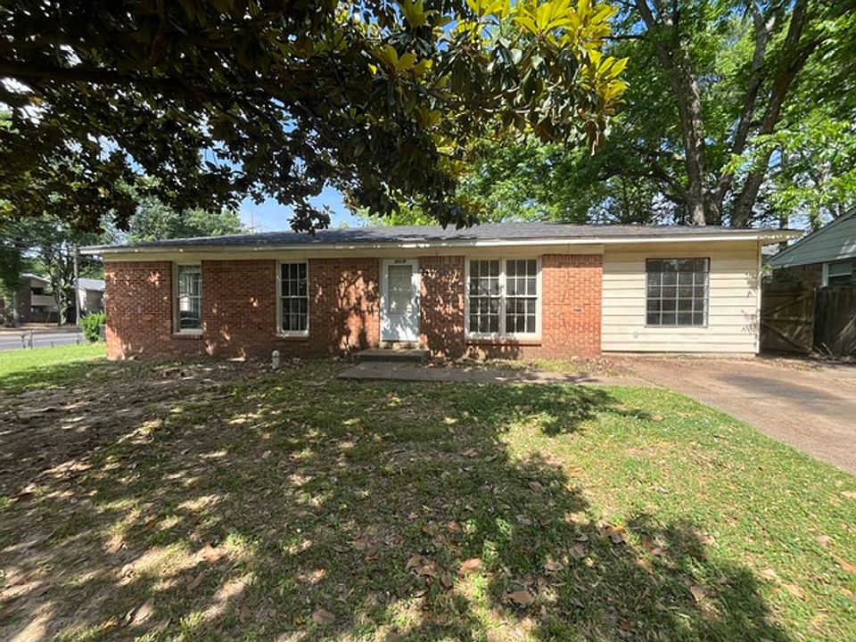 1st image of 8015 Pinebrook Dr