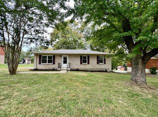 1713 Meadowbrook Dr, Springfield, TN 37172