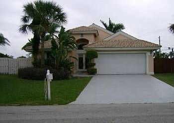 1st image of 20 Valencia Dr