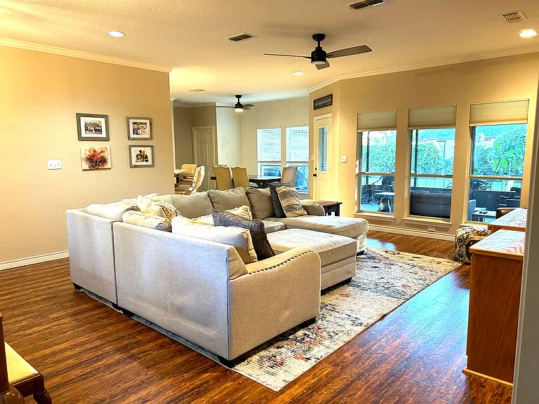 8906 Ellerslie Cir — Photo 11