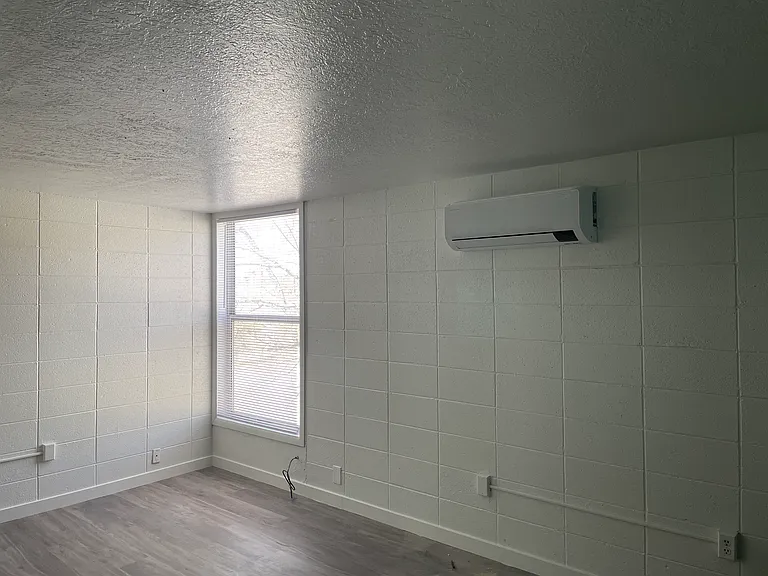 Remodeled, Top End UNM Area Studio Apts. in Great Community — Photo 46