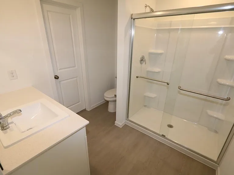 6245 Alder Creek Dr — Photo 8