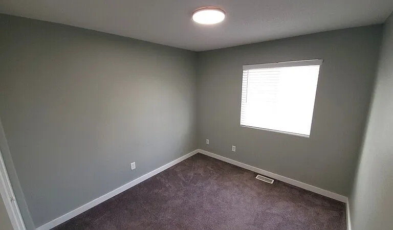 454 N 18th Ave — Photo 18