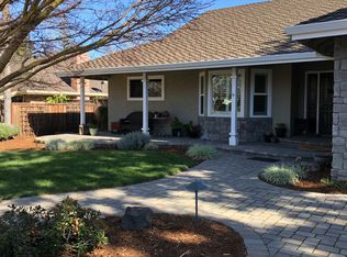 1357 Oakhurst Ave, Los Altos, CA 94024