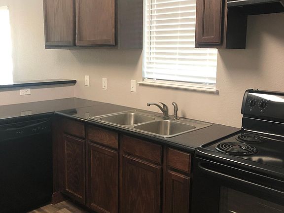 5th image of 507 Nansemond Way