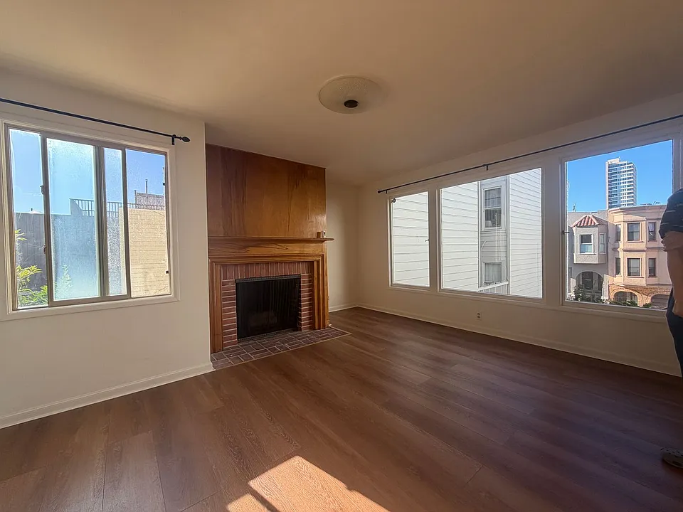1247 Pacific Ave