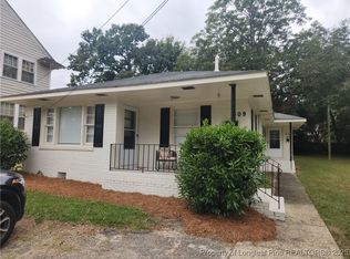 311 Oakridge Ave, Fayetteville, NC 28305