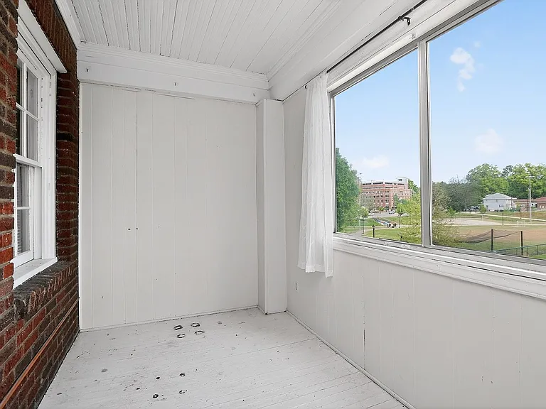 1418 Park Dr #4 — Photo 15