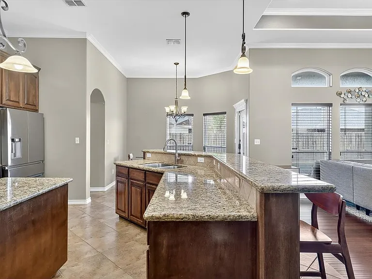 15134 S Barataria Dr — Photo 14