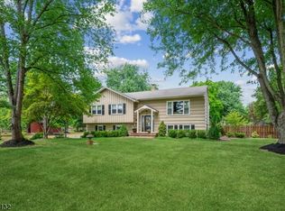 136 Readington Rd, Whitehouse Station, NJ 08889