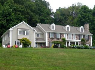 2 Kincaid Ln, Chatham, NJ 07928