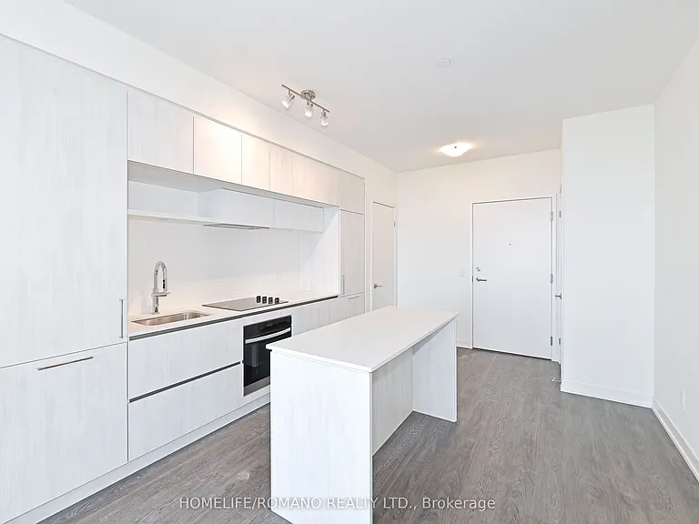6 David Eyer Rd #806 — Photo 6