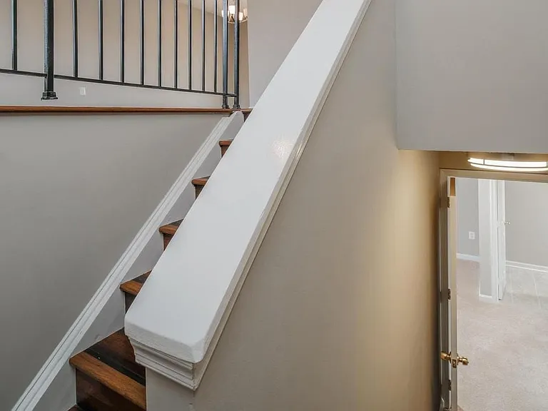 11818 Sylvia Dr — Photo 14