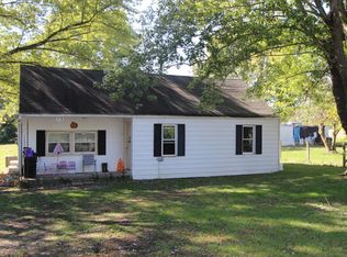 963 Mountain Dale Rd, Seymour, MO 65746