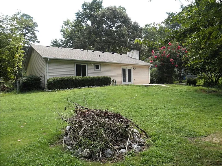 1439 Ridgewood Pl — Photo 9