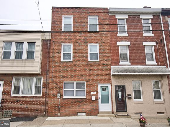2nd image of 4255 Richmond St