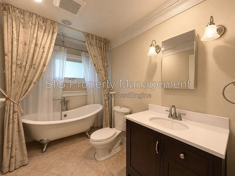 352 S Orange Grove Blvd #15 — Photo 17