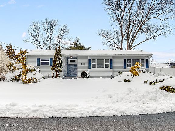 2nd image of 932 Harrison Road