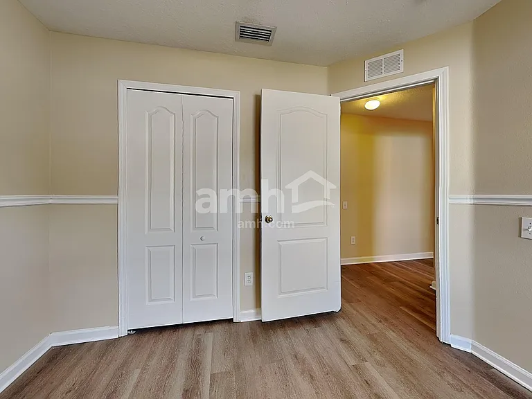 11555 Misty Isle Ln — Photo 19