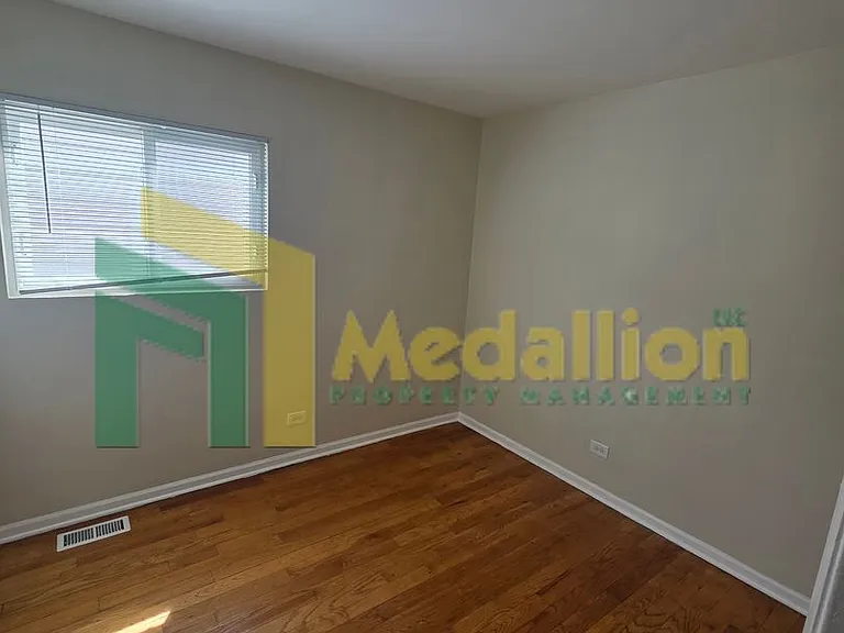 10637 S Cottage Grove Ave — Photo 8