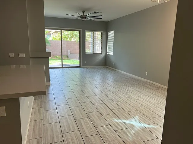 23061 E Mayberry Rd — Photo 3