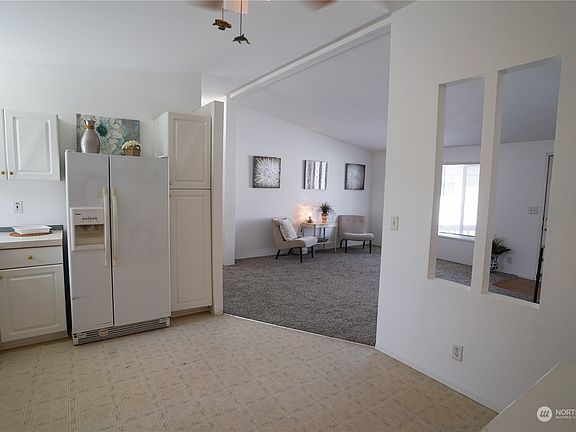 4th image of 15728 52nd Street Ct E #38