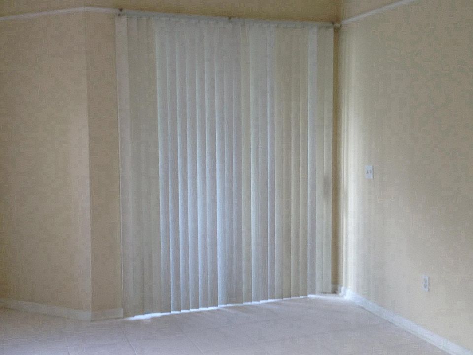 Living Room, Right Side