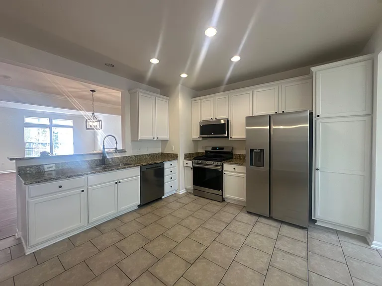 8477 Hallie Rose St — Photo 37