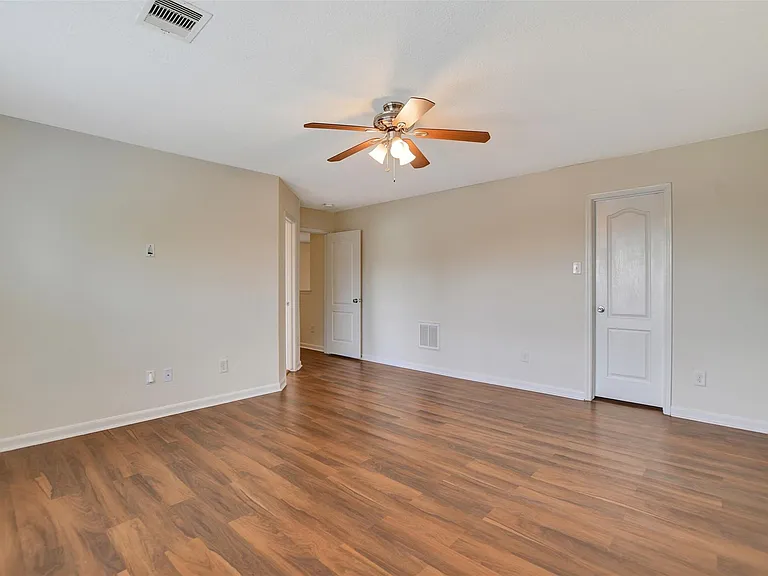 29198 Legends Green Dr — Photo 29