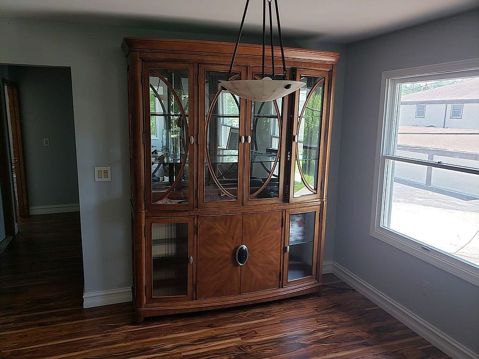 1st image of 36939 Brewster Ln