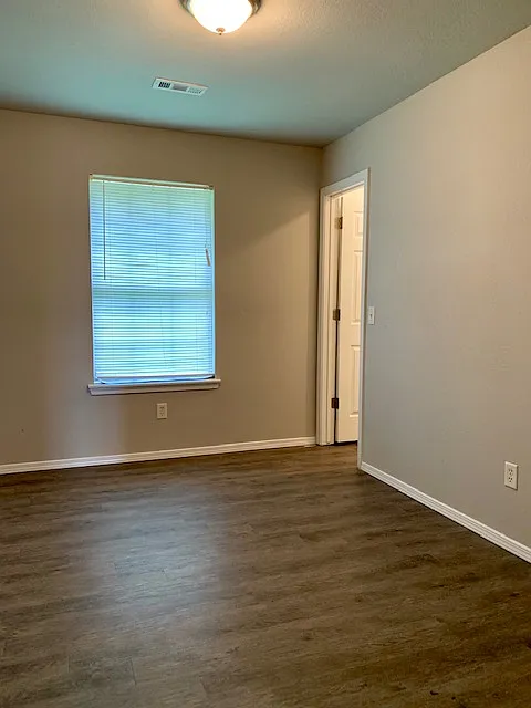 2071 Garnet Rd - 1 — Photo 3