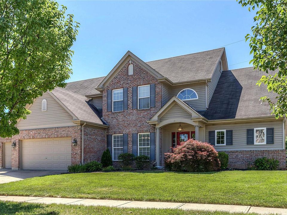 1st image of 15374 Squires Way Dr