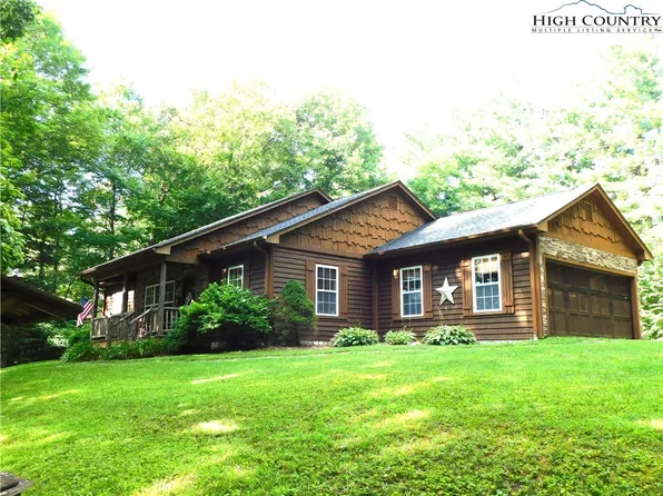 919 Balsam Drive, Newland, NC 28657