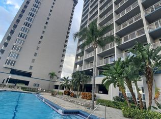 13415 Blue Heron Beach Dr #1-809, Orlando, FL 32821