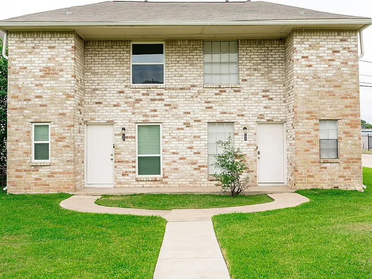 12202 Ormandy St #12204 — Photo 1