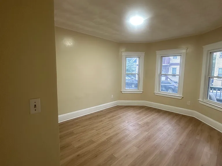 111 Callender St #1 — Photo 7