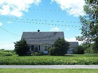 2nd image of 676 Brockett Rd