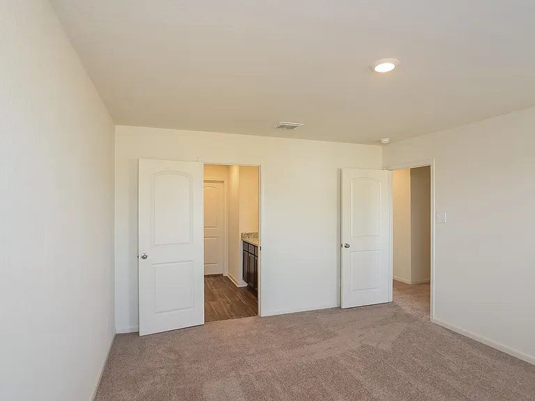 11927 Lake Parker — Photo 7