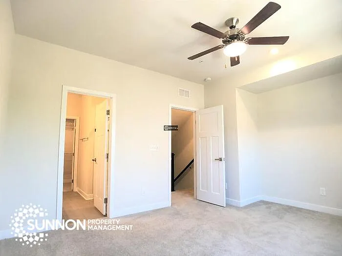 462 W Tremont Ave — Photo 12