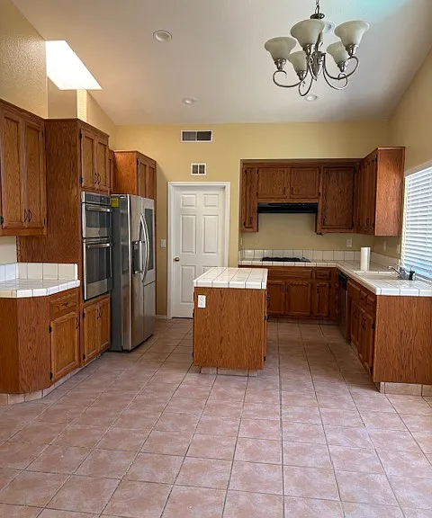 804 Quintana Dr — Photo 14