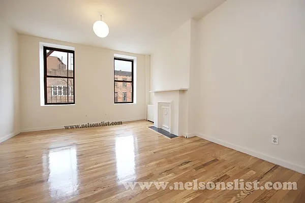 Rented by Nelson Aybar, LREB | media 2