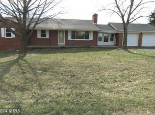 13738 Hillside Ave, Thurmont, MD 21788